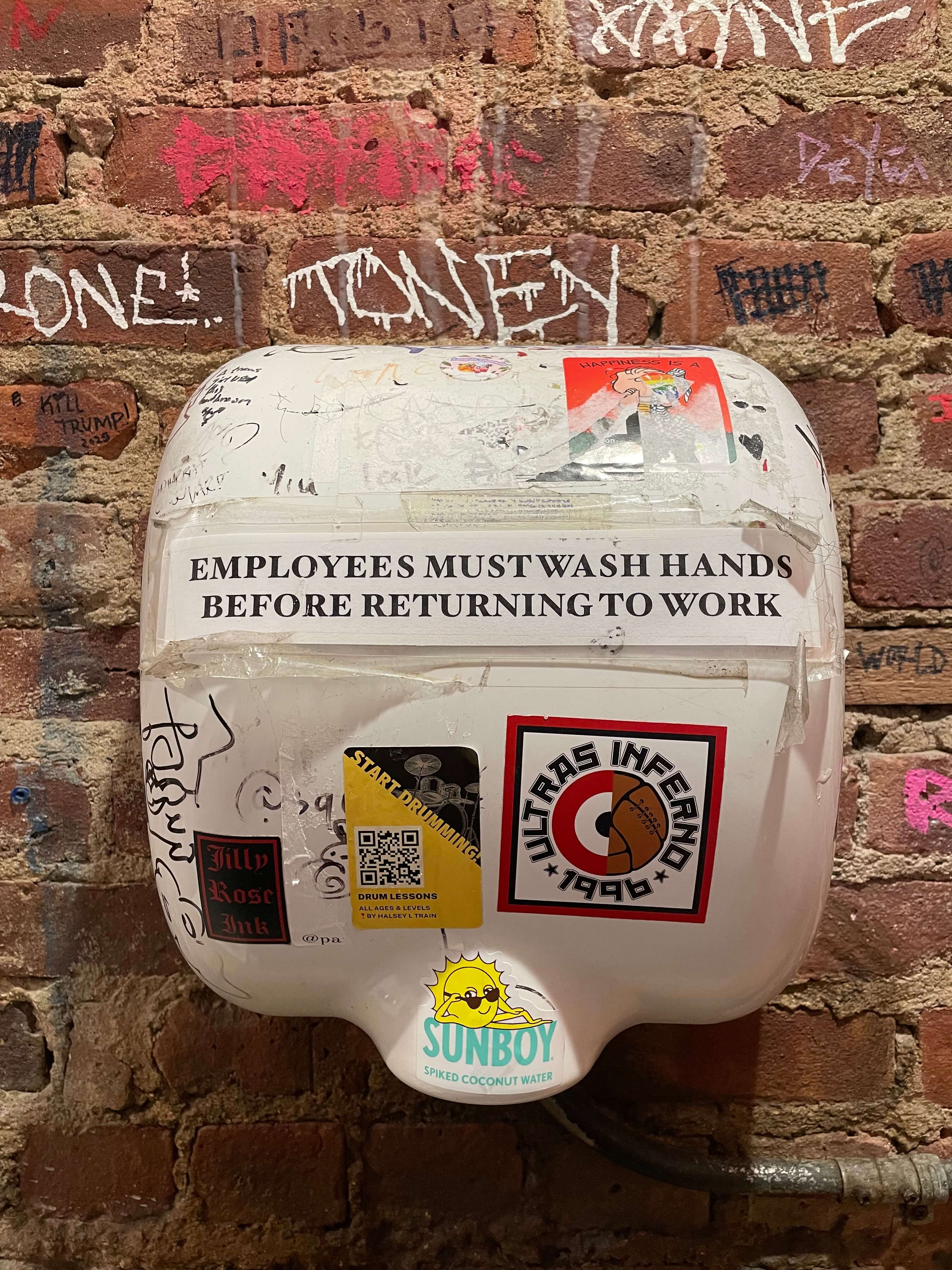 employees must wash hands before returning to work
